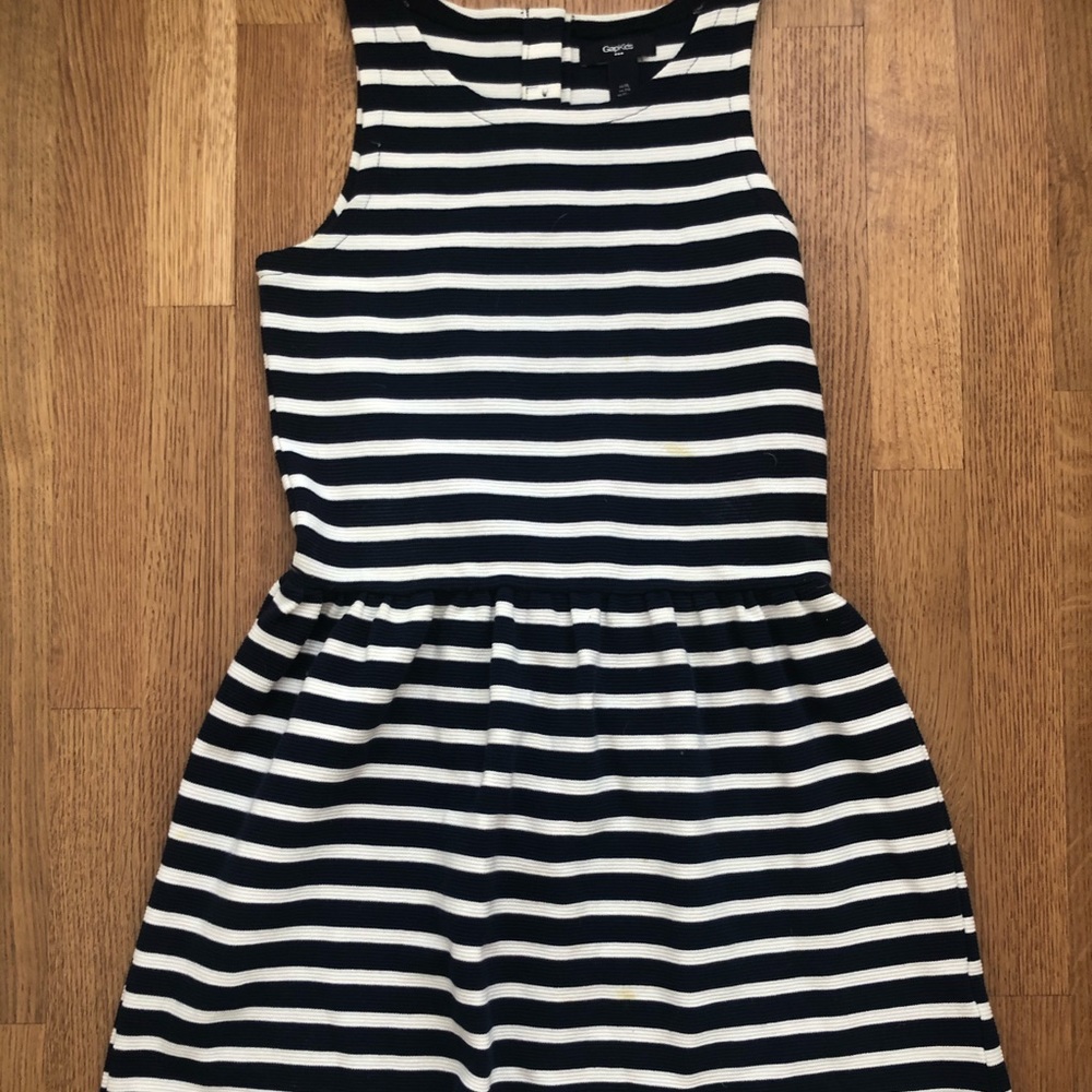navy and white stripe gap dress